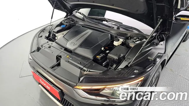 Kia EV6 — Фото автомобиля 9