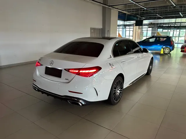 Mercedes-Benz C-Class — Фото автомобиля 6