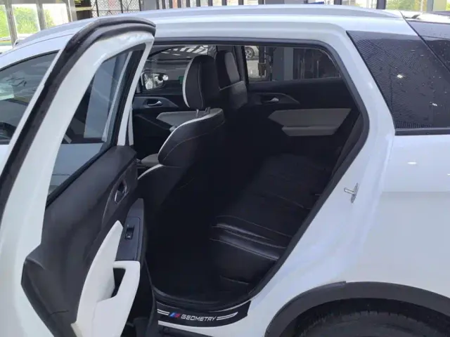 Geely Geometry E Firefly — Фото автомобиля 11