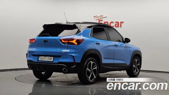 Chevrolet Trailblazer — Фото автомобиля 2