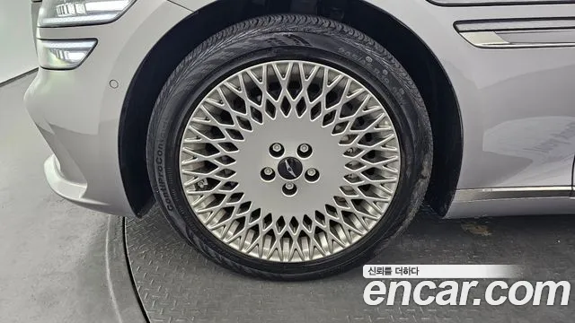 Genesis G80 Бензин 2.5 турбо AWD — Фото автомобиля 5