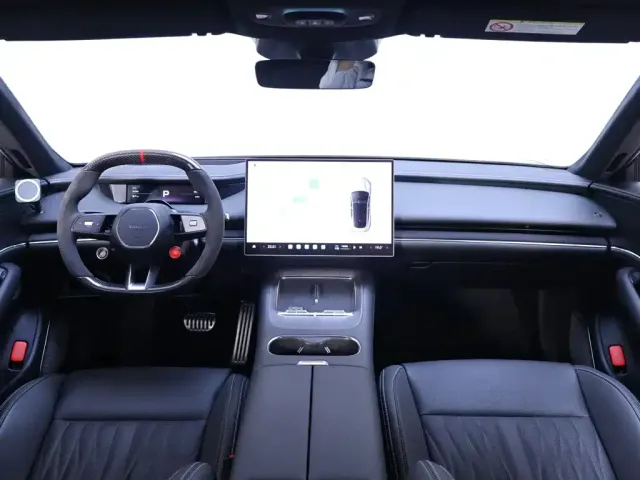 Xiaomi SU7 — Фото автомобиля 13
