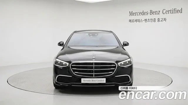 Mercedes-Benz S-Class — Фото автомобиля 3