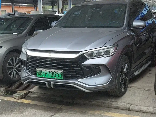 Фотография автомобиля — BYD Song Pro