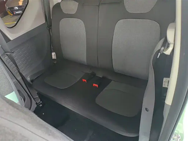 Wuling Hongguang Mini EV — Фото автомобиля 16