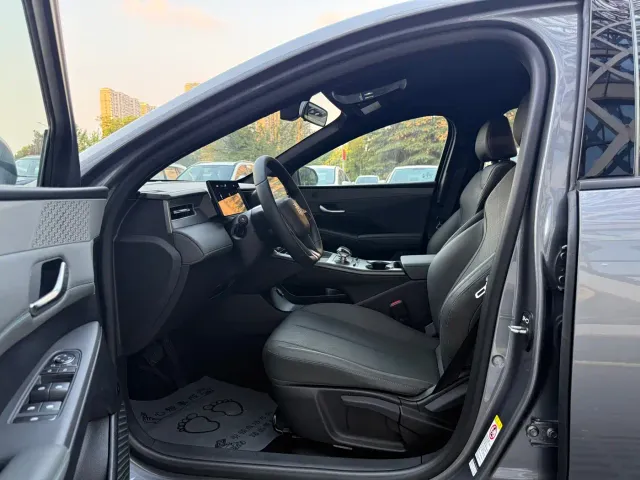 BYD Qin PLUS — Фото автомобиля 5