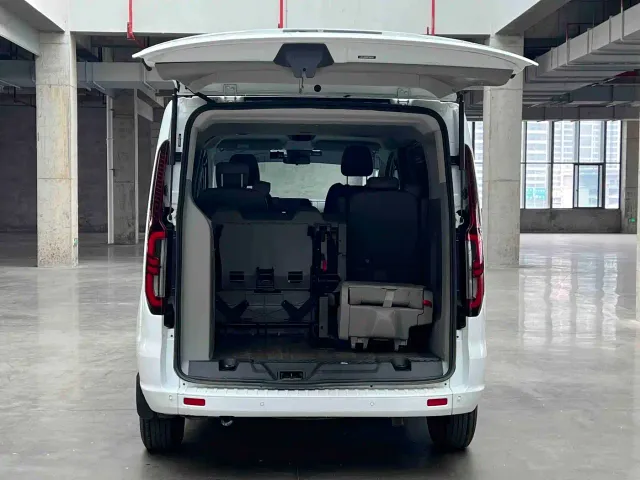 Ford Transit — Фото автомобиля 8