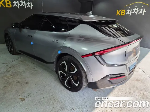 Kia EV6 — Фото автомобиля 4
