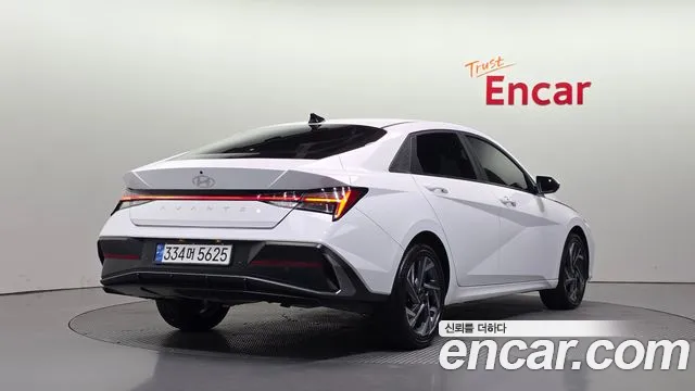 Hyundai AVANTE Новый Avante (CN7) — Фото автомобиля 2