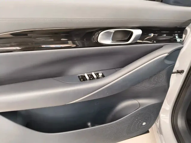 Geely Galaxy E5 — Фото автомобиля 10