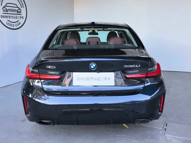 BMW 3 Series — Фото автомобиля 6
