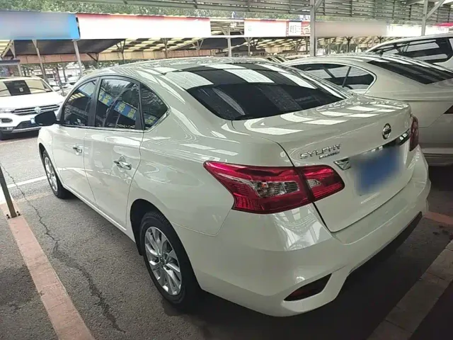 Nissan Sylphy — Фото автомобиля 4