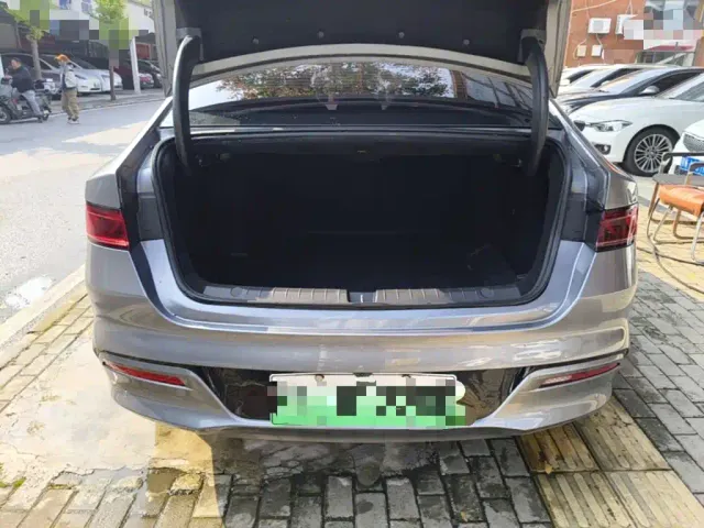 BYD Qin PLUS — Фото автомобиля 18
