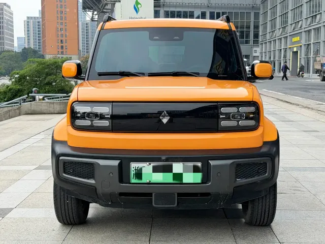 Baojun Yep — Фото автомобиля 2