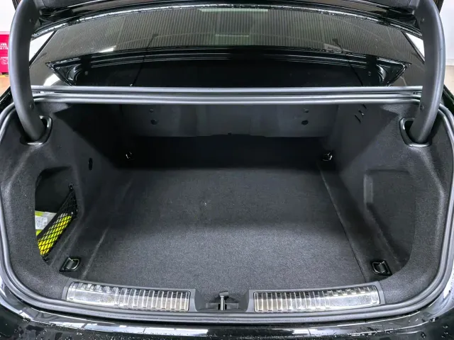 Audi A6L — Фото автомобиля 6