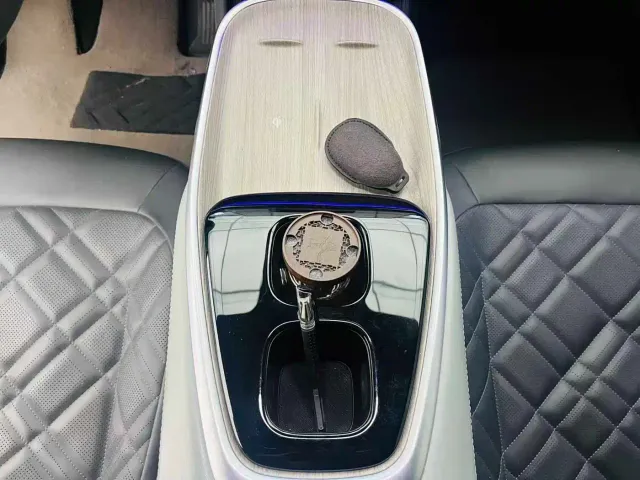 Changan Qiyuan A07 — Фото автомобиля 10