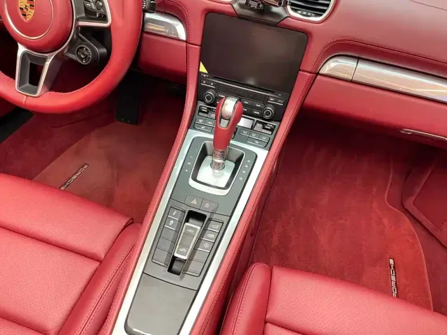 Porsche 718 — Фото автомобиля 14