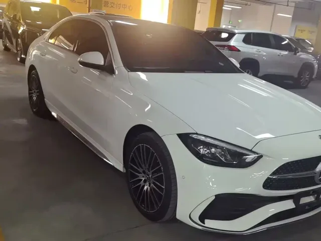 Mercedes-Benz C-Class — Фото автомобиля 2
