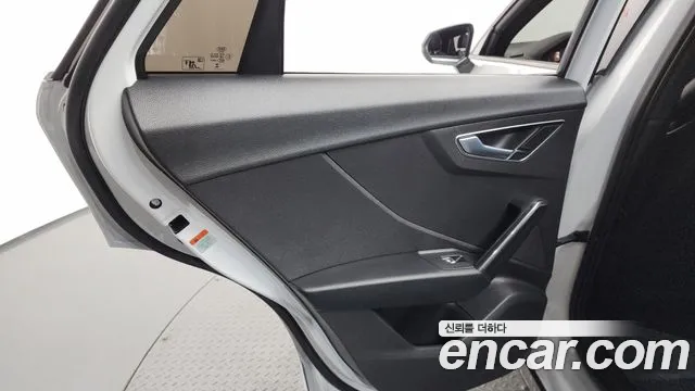 Audi Q2 35 TDI Premium — Фото автомобиля 24