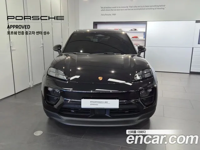 Porsche Macan Electric — Фото автомобиля 3