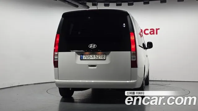 Hyundai Staria — Фото автомобиля 4