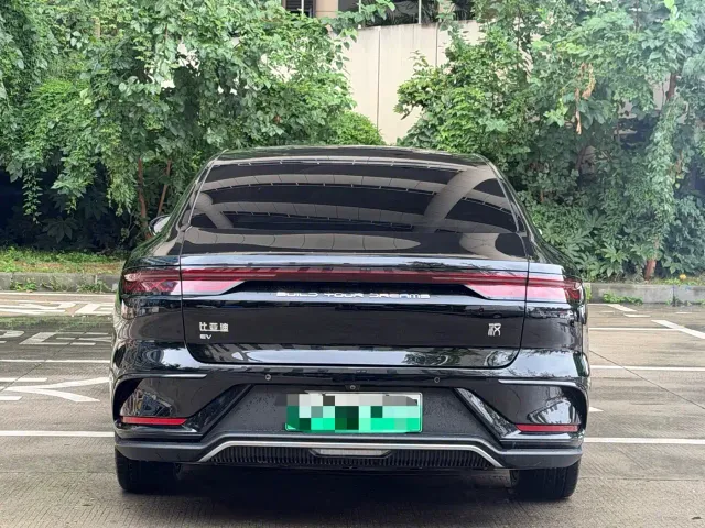 BYD Han — Фото автомобиля 14