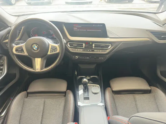 BMW 2 Series — Фото автомобиля 11