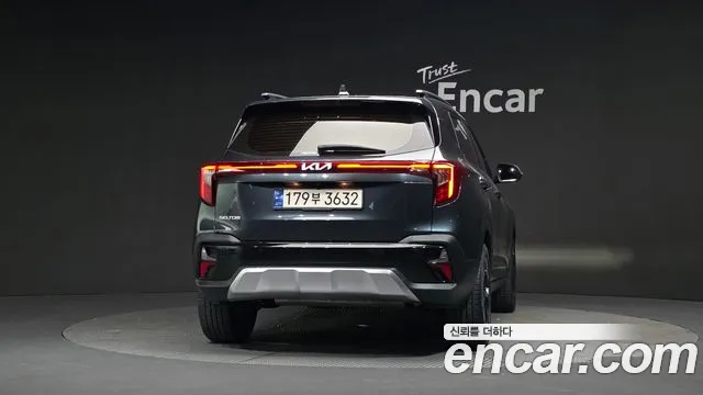 Kia Seltos — Фото автомобиля 4