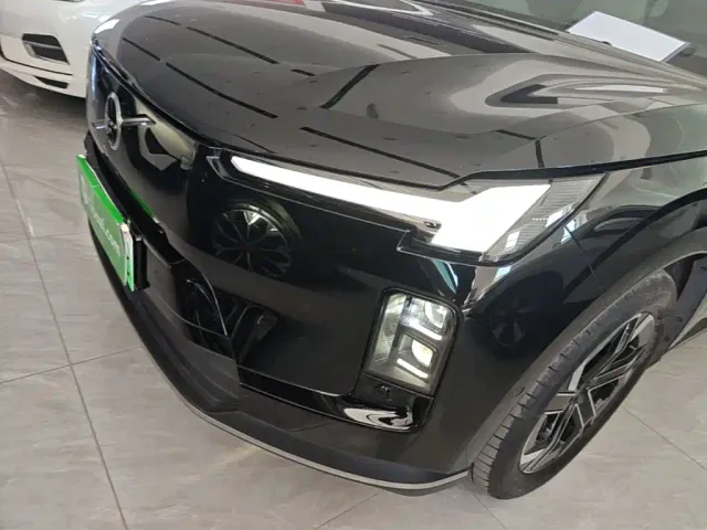 Volvo XC70 Plug-in Hybrid — Фото автомобиля 23