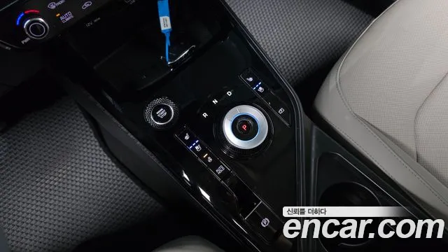 Kia Niro The All New — Фото автомобиля 12