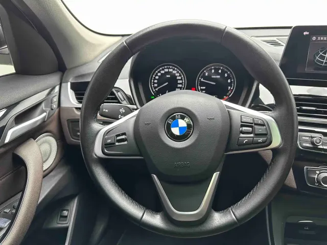BMW X1 — Фото автомобиля 10
