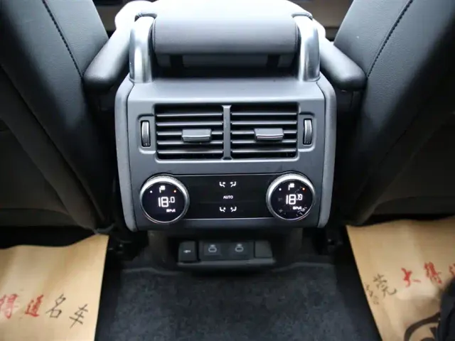 Land Rover Discovery — Фото автомобиля 13