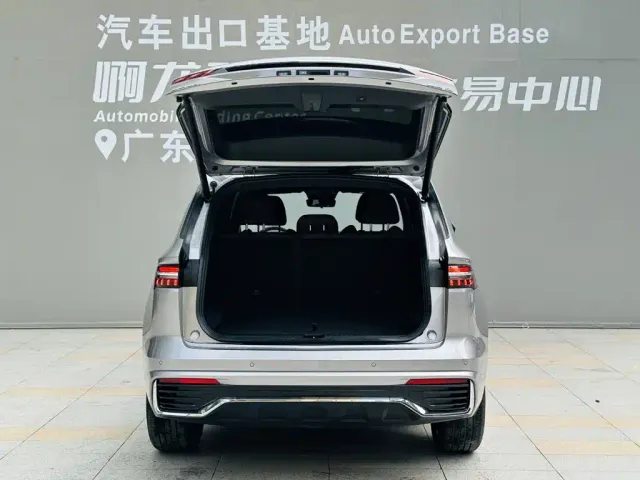 Geely Xingyue L — Фото автомобиля 17