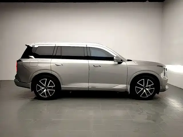 GAC Trumpchi GS8 — Фото автомобиля 8