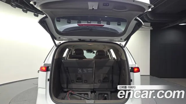 Kia Canival Carnival 4 поколение Дизель 7 мест Noblesse — Фото автомобиля 20
