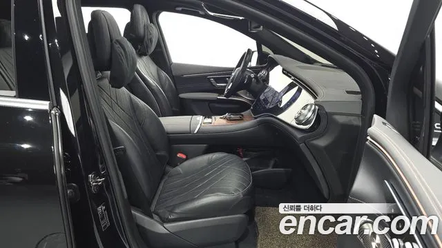 Mercedes-Benz EQS — Фото автомобиля 10
