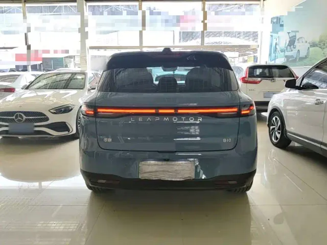 Leapmotor Leapmotor B10 2025 510 LiDAR Edition — Фото автомобиля 5