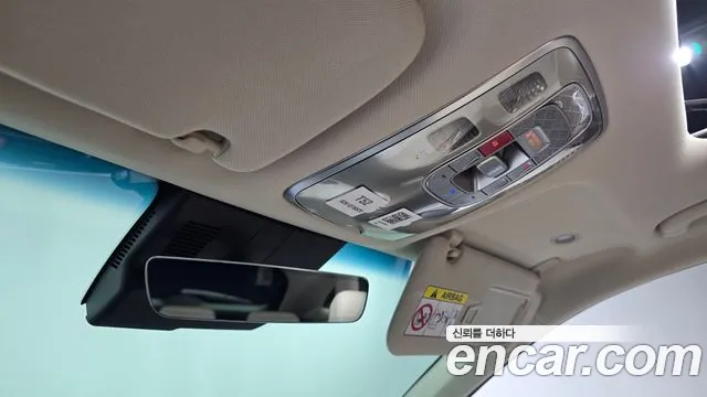 Genesis GV70 2.5T Бензин 2WD — Фото автомобиля 16