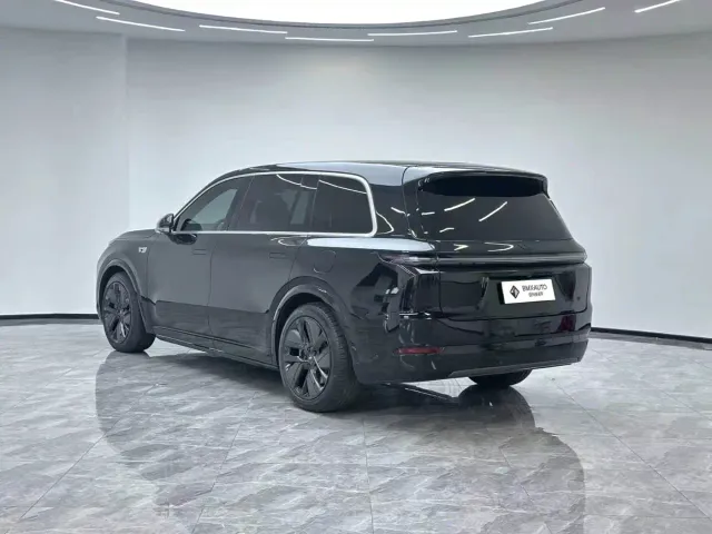 Li Auto L7 — Фото автомобиля 3