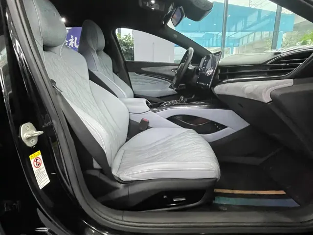 BYD Seal — Фото автомобиля 17