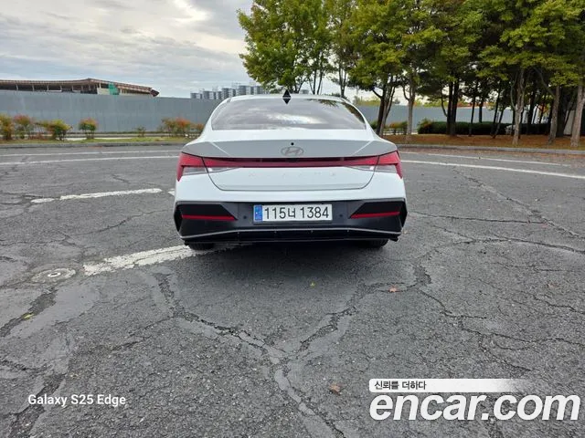 Hyundai Avante CN7 — Фото автомобиля 3