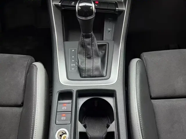 Audi Q3 — Фото автомобиля 10