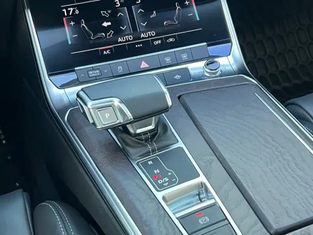 Audi A6L — Фото автомобиля 18