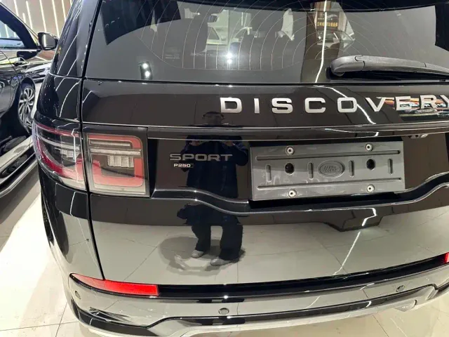 Land Rover Discovery Sport — Фото автомобиля 11