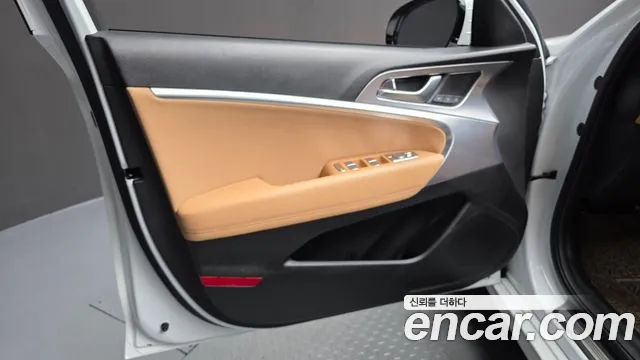 Genesis G70 G70 (New) — Фото автомобиля 13
