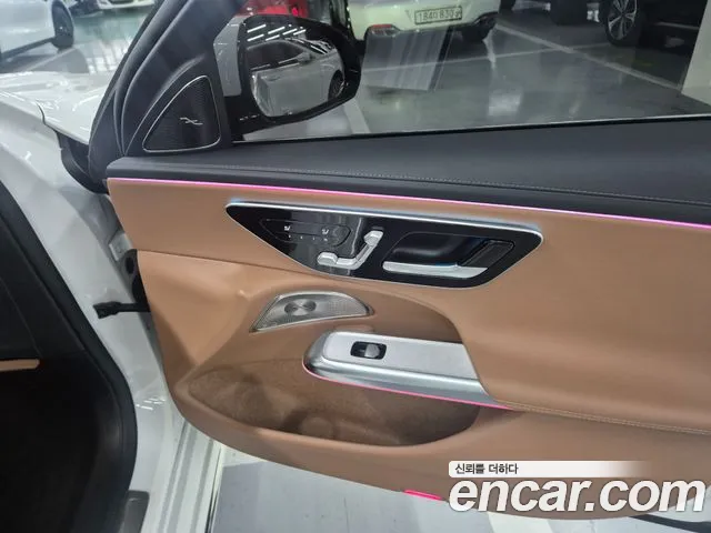Mercedes-Benz E-Class W214 — Фото автомобиля 12
