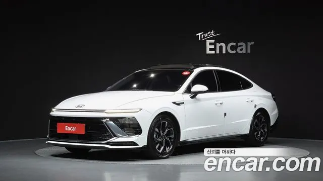 Фотография автомобиля — Hyundai Sonata DN8