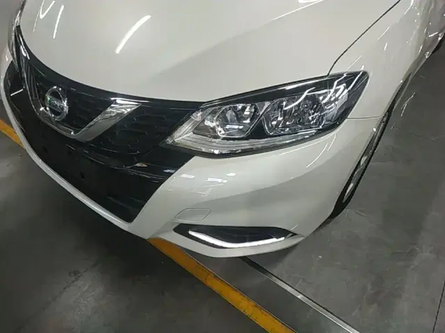 Nissan Tiida 2021 1.6L CVT Cool Edition — Фото автомобиля 23