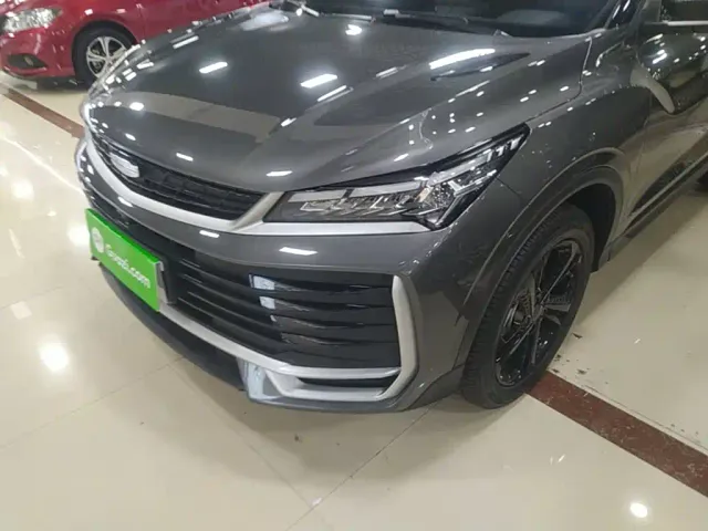 Geely Binyue — Фото автомобиля 17