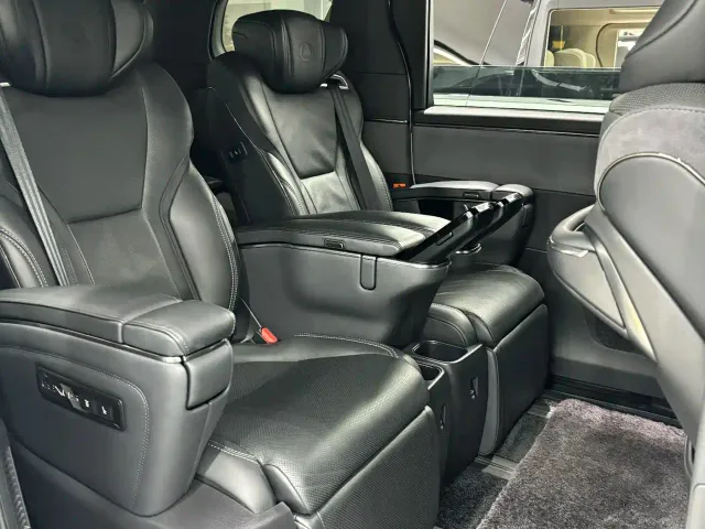Lexus LM — Фото автомобиля 15